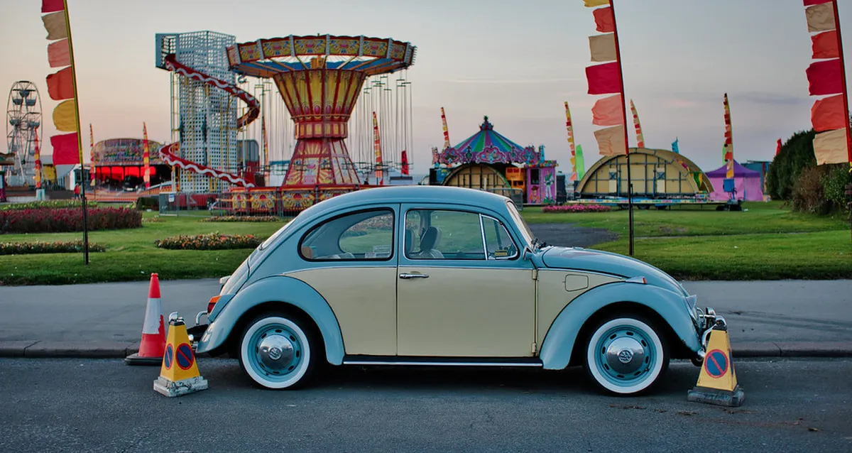 Best Places for Vintage Shopping in Ericeira Portugal