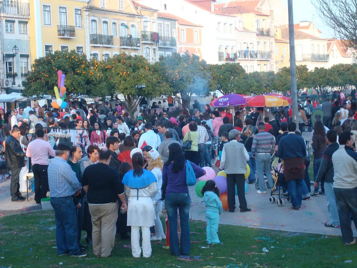 Lisbon Carnival 2026 Dates and Parade Route Guide