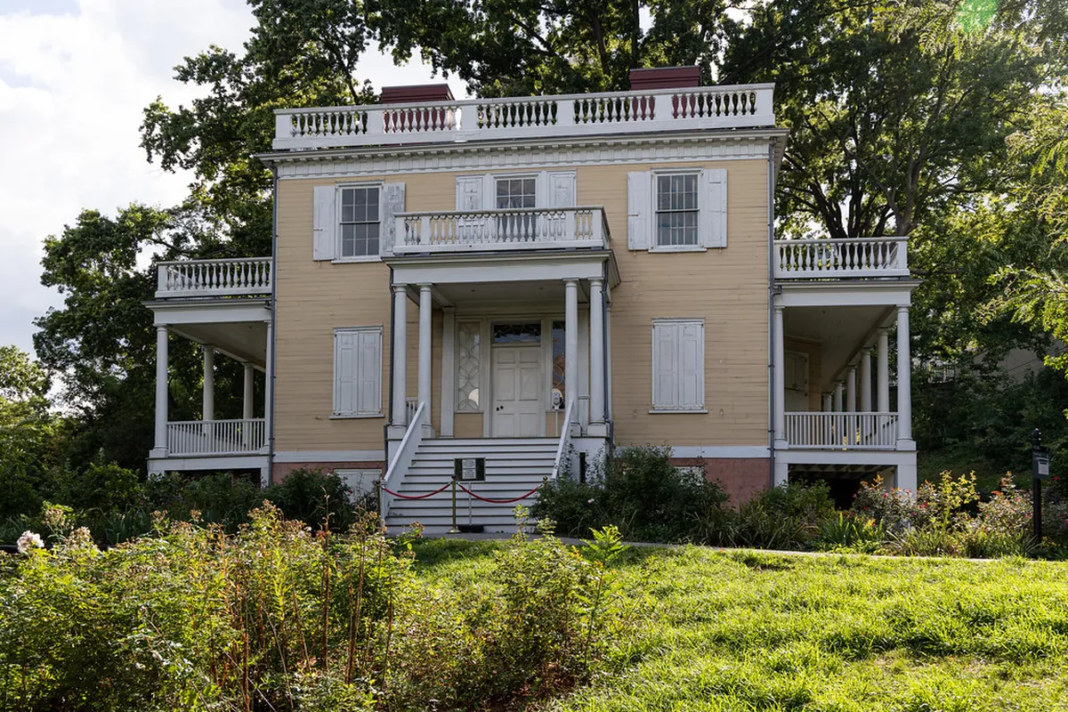 Interactive Science Exhibits for Families in Bern 2026