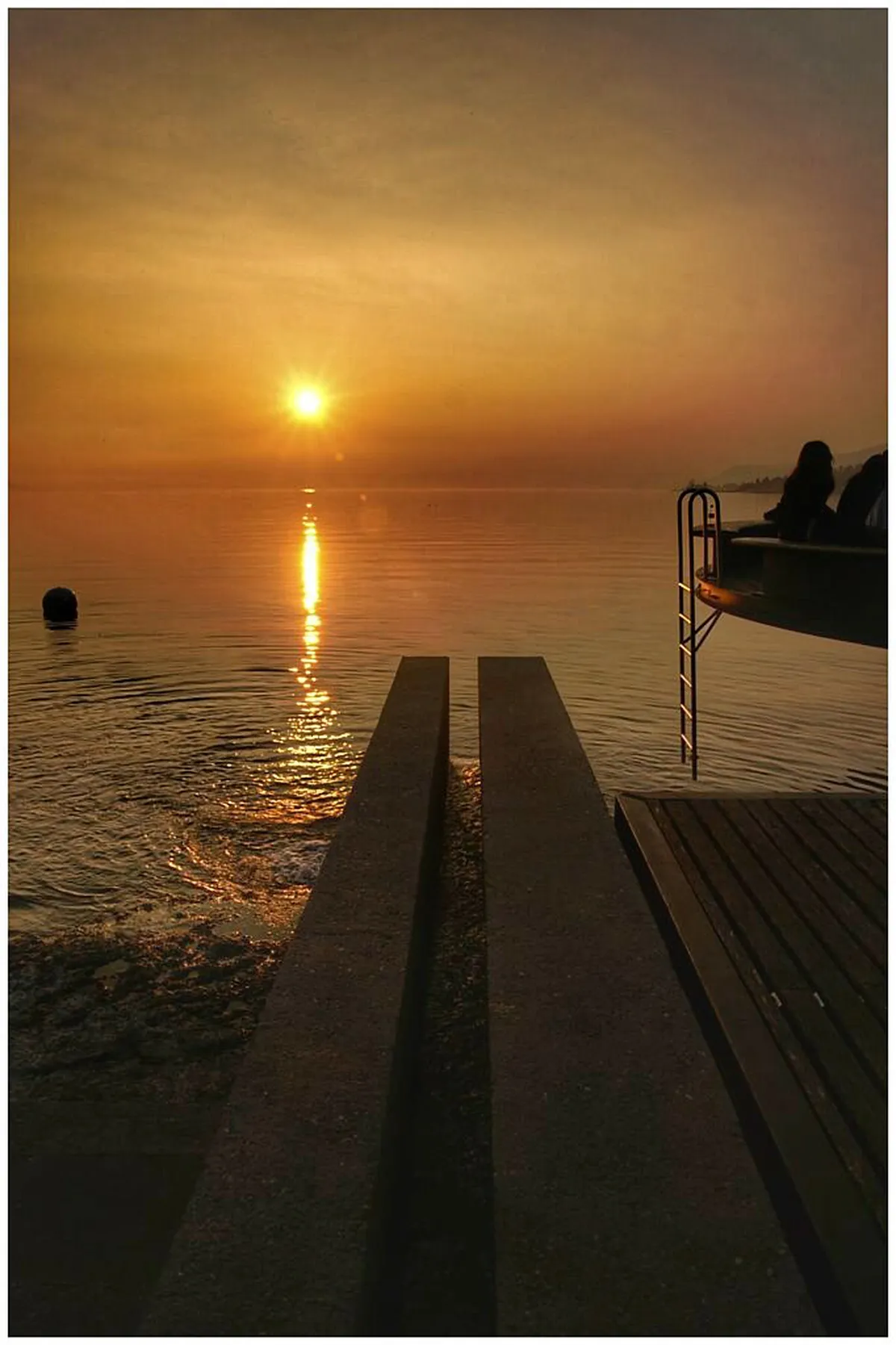 Best Photo Spots From Montreux Lake Boats