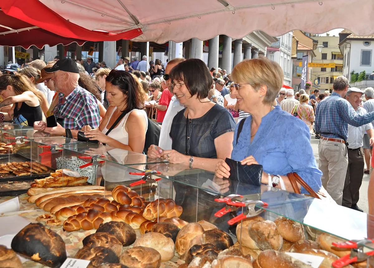 Vevey Shopping Guide 2026: Best Local Stores